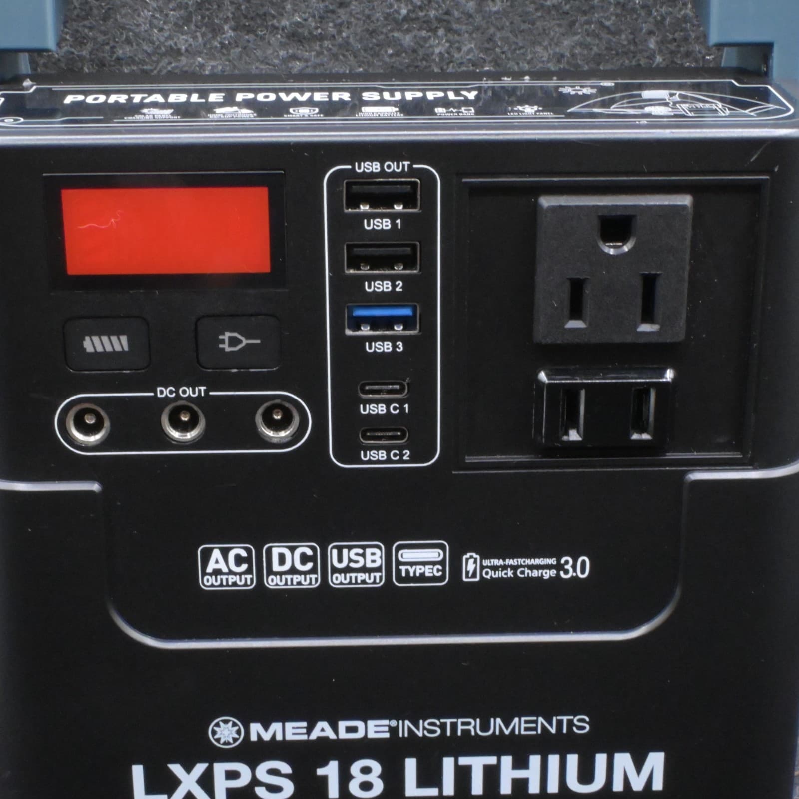Meade LXPS 18 Lithium 12V Rechargeable Power Supply - Thumbnail 2