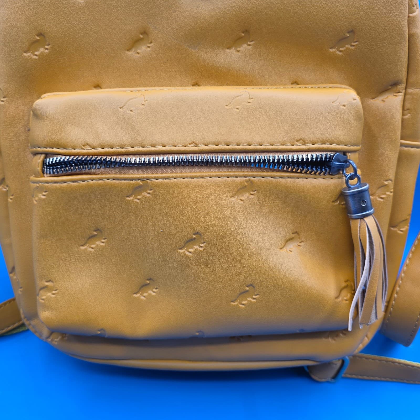 NWT Bioworld Harry Potter Yellow Hufflepuff Mini Backpack - Thumbnail 2