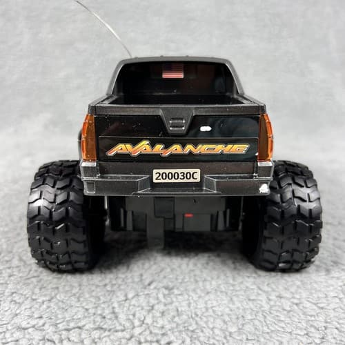 Vintage Nikko RC Chevrolet Avalanche Black Truck 1/20 Scale 200030 Radio Control - Thumbnail 10