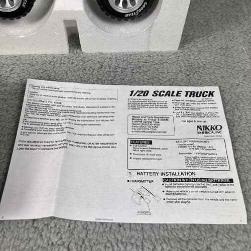Vintage Nikko RC Chevrolet Avalanche Black Truck 1/20 Scale 200030 Radio Control - Thumbnail 6