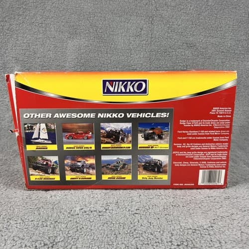 Vintage Nikko RC Chevrolet Avalanche Black Truck 1/20 Scale 200030 Radio Control - Thumbnail 3