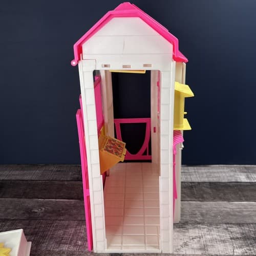 Vintage 1995 Barbie Feeding Fun Stable Playset & Accessories Not Complete - Thumbnail 7