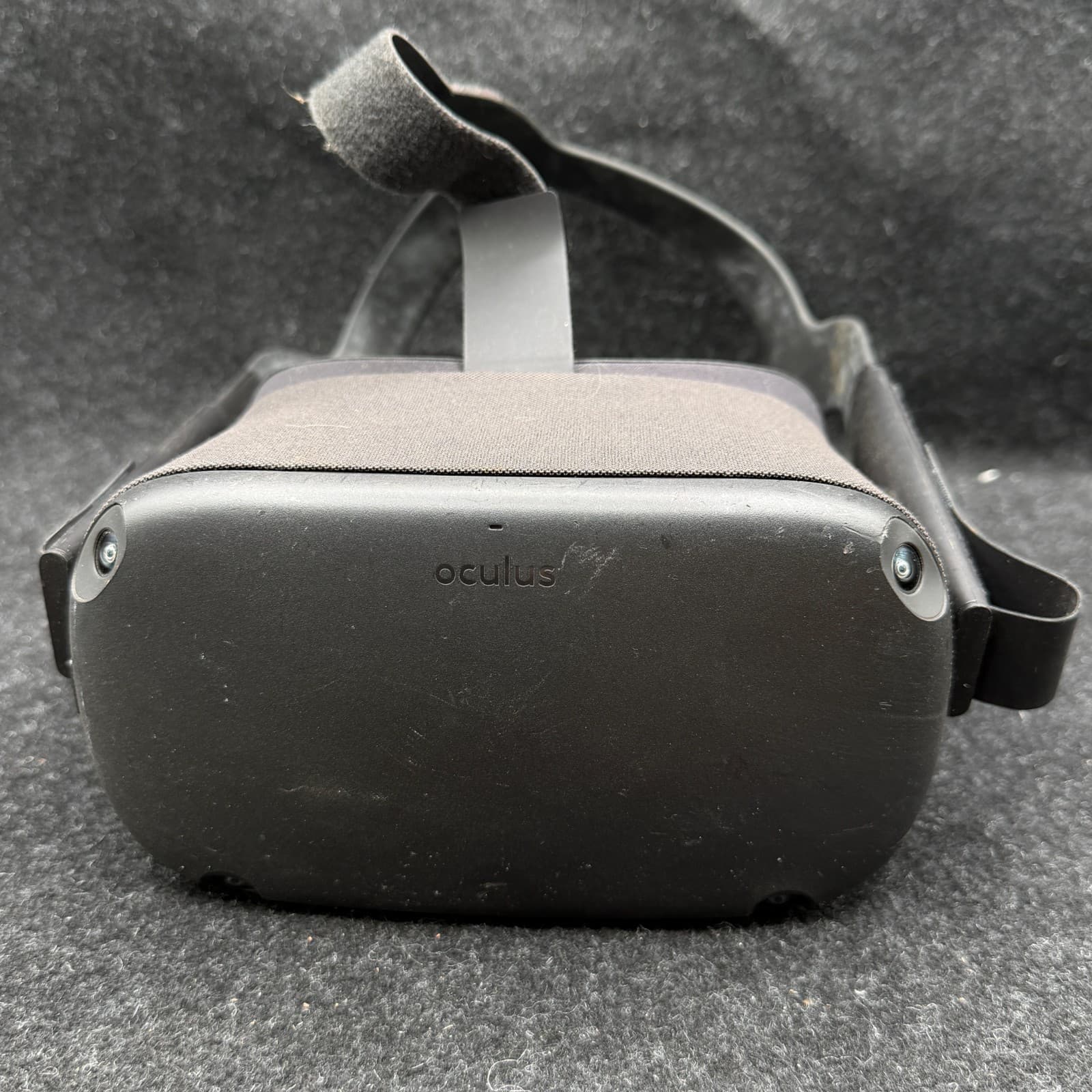 Oculus Quest MH-B Standalone All-In-One VR Gaming Headset Black Built-In Audio - Thumbnail 2