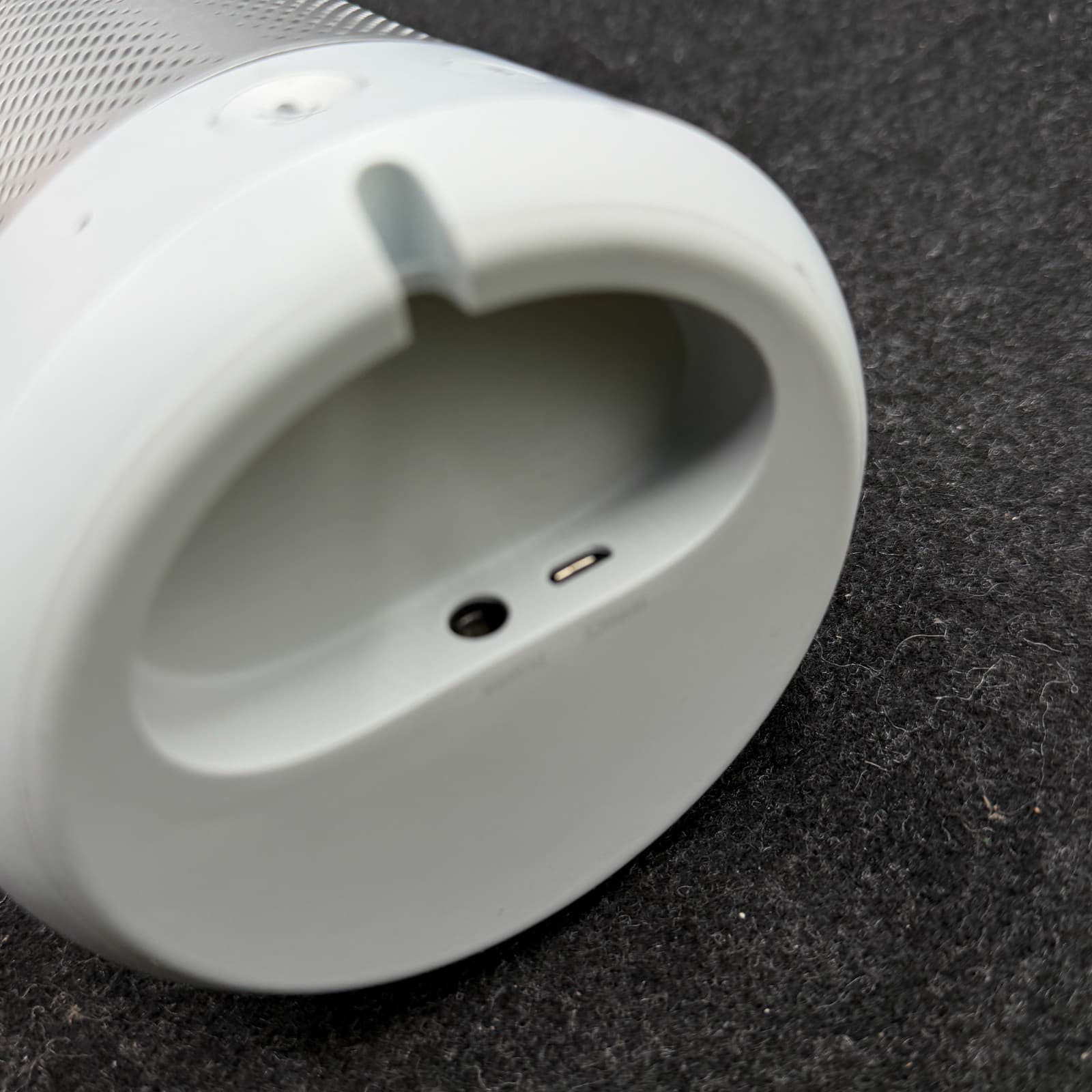 Harman Kardon Invoke Bluetooth Voice-Activated Speaker w/ Power Cable White - Thumbnail 9