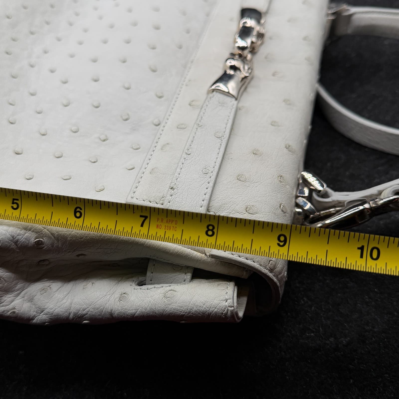 House of Borel Maiden Lane Ostrich Turn Lock The Kelly Hand Bag White - Thumbnail 8