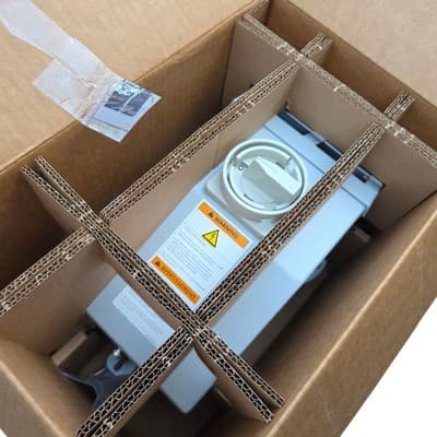 NEW SMA Solar DC-DisconU-21 Disconnect Switch Open Box - Thumbnail 3