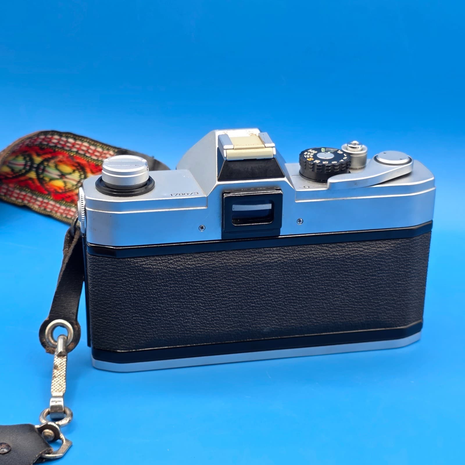 Canon TX Silver 35mm Film SLR Camera Body 709 - Thumbnail 5