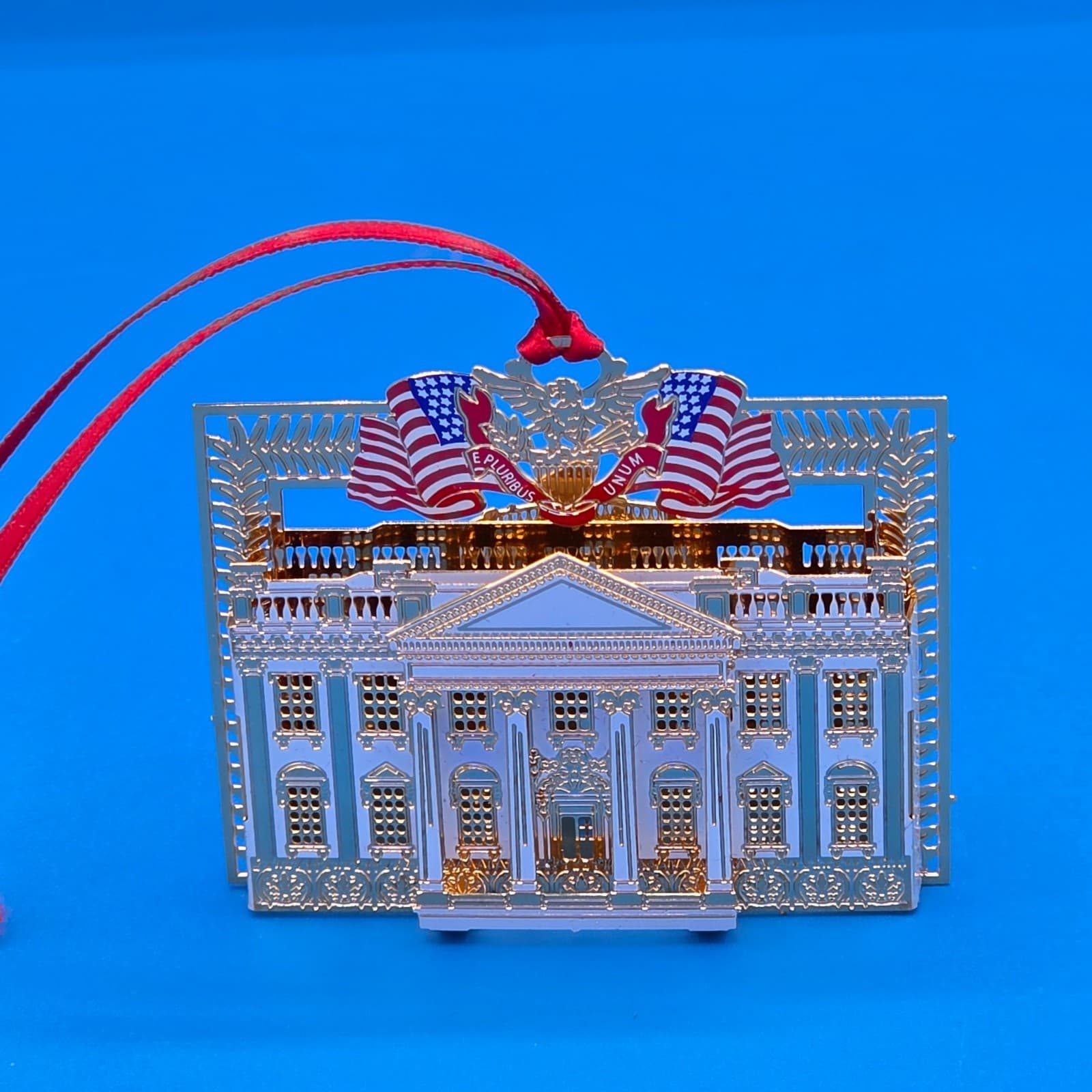 The White House Danbury Mint American Spirit Collection 23k Gold Plated Ornament - Thumbnail 2