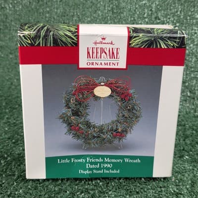 Little Frosty Friends Memory Wreath 1990 Hallmark Keepsake Ornament - Thumbnail 2