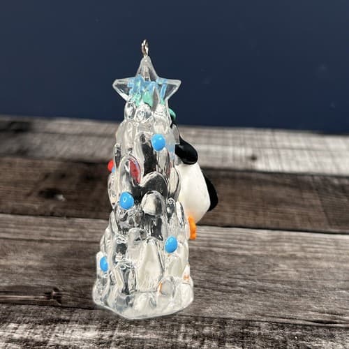 Hallmark 1995 friendly Boost ornament Xmas Penguin Ice - Thumbnail 3