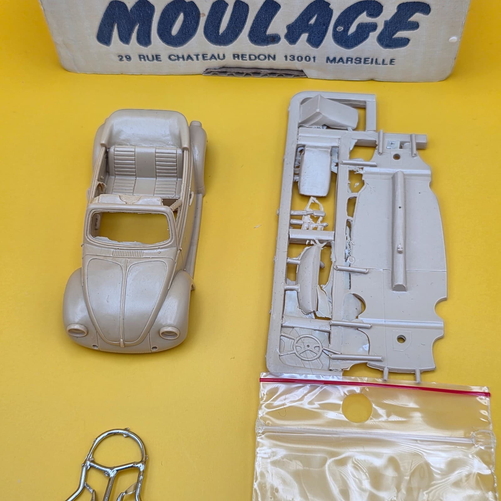 PROVENCE MOULAGE VW BEETLE 1303 CABRIOLET - 1/43 RESIN MODEL KIT VOLKSWAGEN - Thumbnail 10