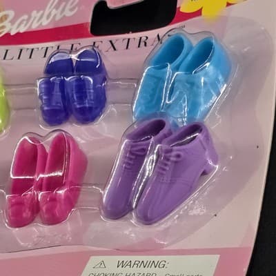 2001 Barbie Little Extras #67036 NIB Vintage Six Pair - Thumbnail 3