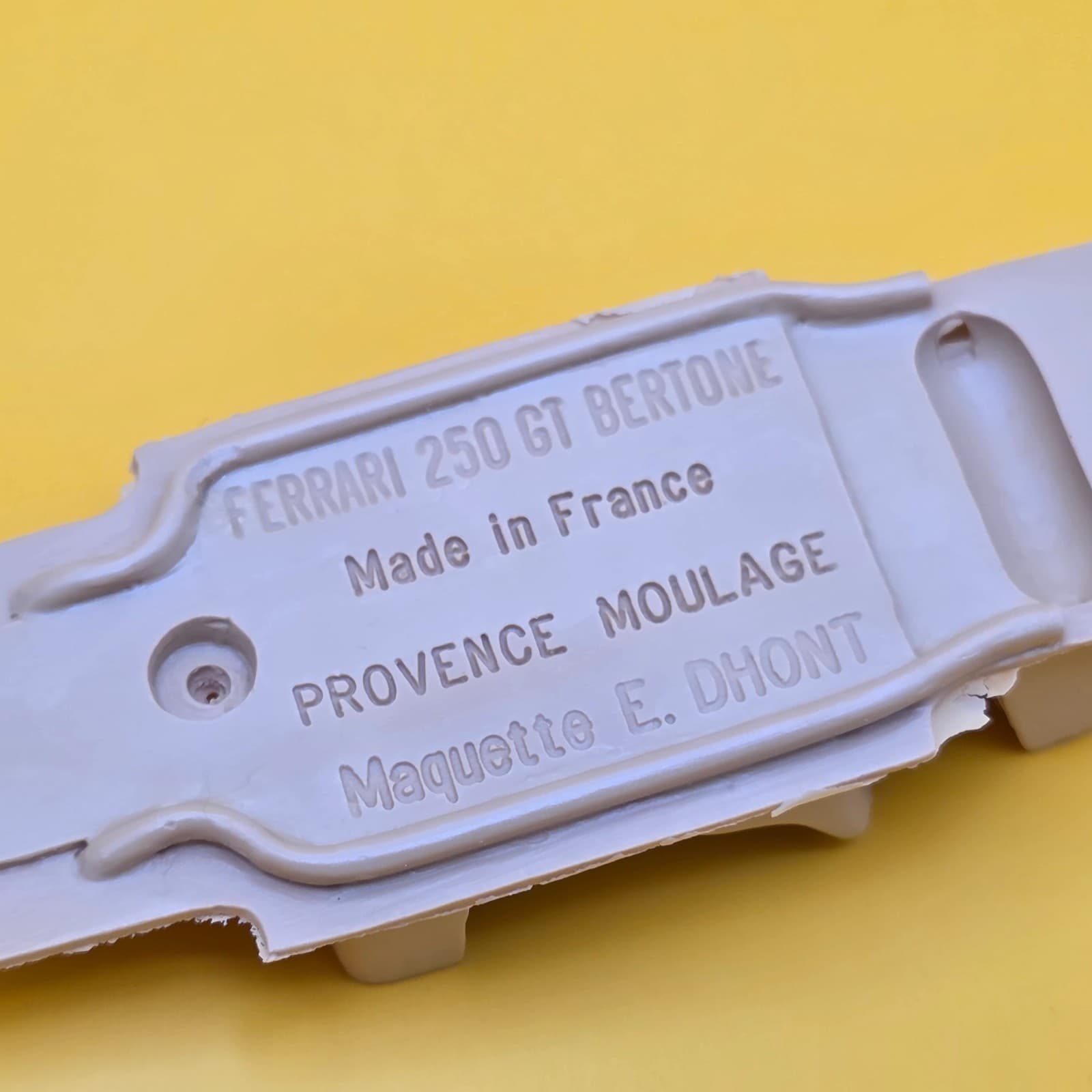 60704 Provence Moulage MRF 1/43 - Ferrari 250 GT Bertone 1964 - Thumbnail 7