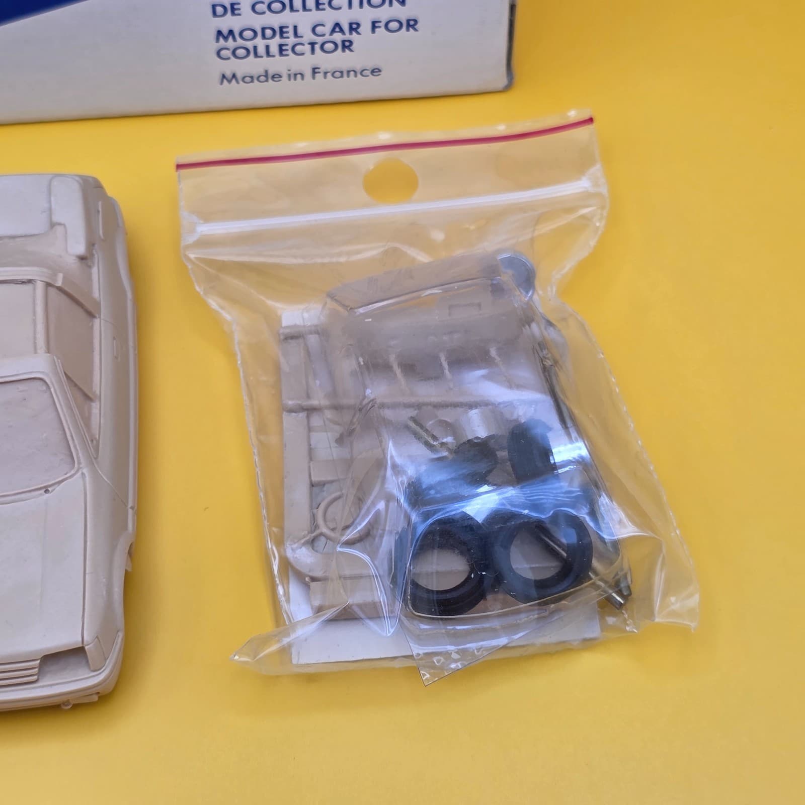 Provence Moulage Kit à Monter 1/43 - Peugeot 205 CTI - Thumbnail 3