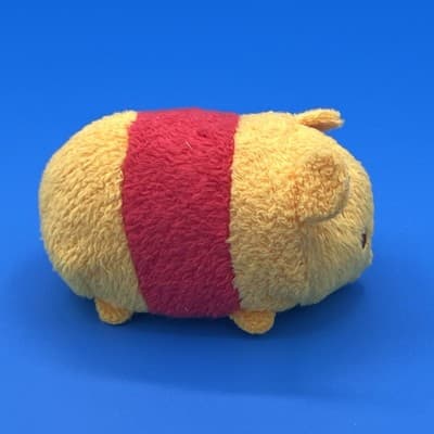 Tsum Tsum Winnie the Pooh Disney Just Play Collectable Plush 2” - Thumbnail 3