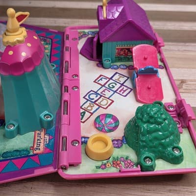 Pound Puppies Galoob Van Bus Circus Playground Fold Out Play Set Vintage 1995 - Thumbnail 15