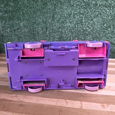 Pound Puppies Galoob Van Bus Circus Playground Fold Out Play Set Vintage 1995 - Thumbnail 7