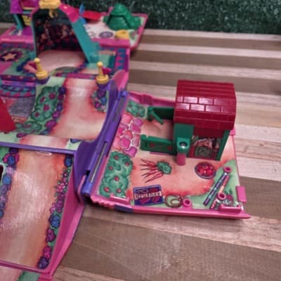 Pound Puppies Galoob Van Bus Circus Playground Fold Out Play Set Vintage 1995 - Thumbnail 11