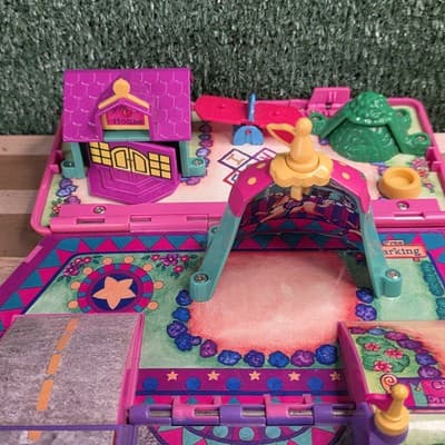 Pound Puppies Galoob Van Bus Circus Playground Fold Out Play Set Vintage 1995 - Thumbnail 14