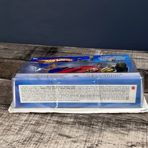 Hot Wheels Superman vs Lex Luther DC Comics 1/64 Superhero Cars 2 pack from 2006 - Thumbnail 3