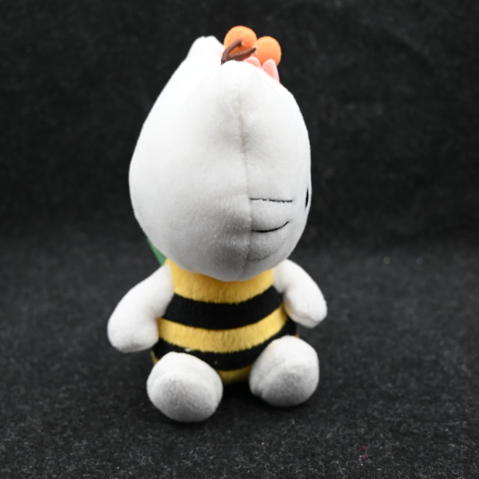 Vintage 2001 Partner Sanrio Hello Kitty Kind & Pretty Bumble Bee 6” Plush RARE - Thumbnail 6