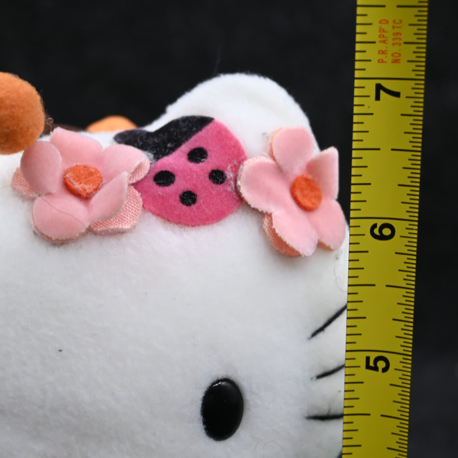 Vintage 2001 Partner Sanrio Hello Kitty Kind & Pretty Bumble Bee 6” Plush RARE - Thumbnail 10