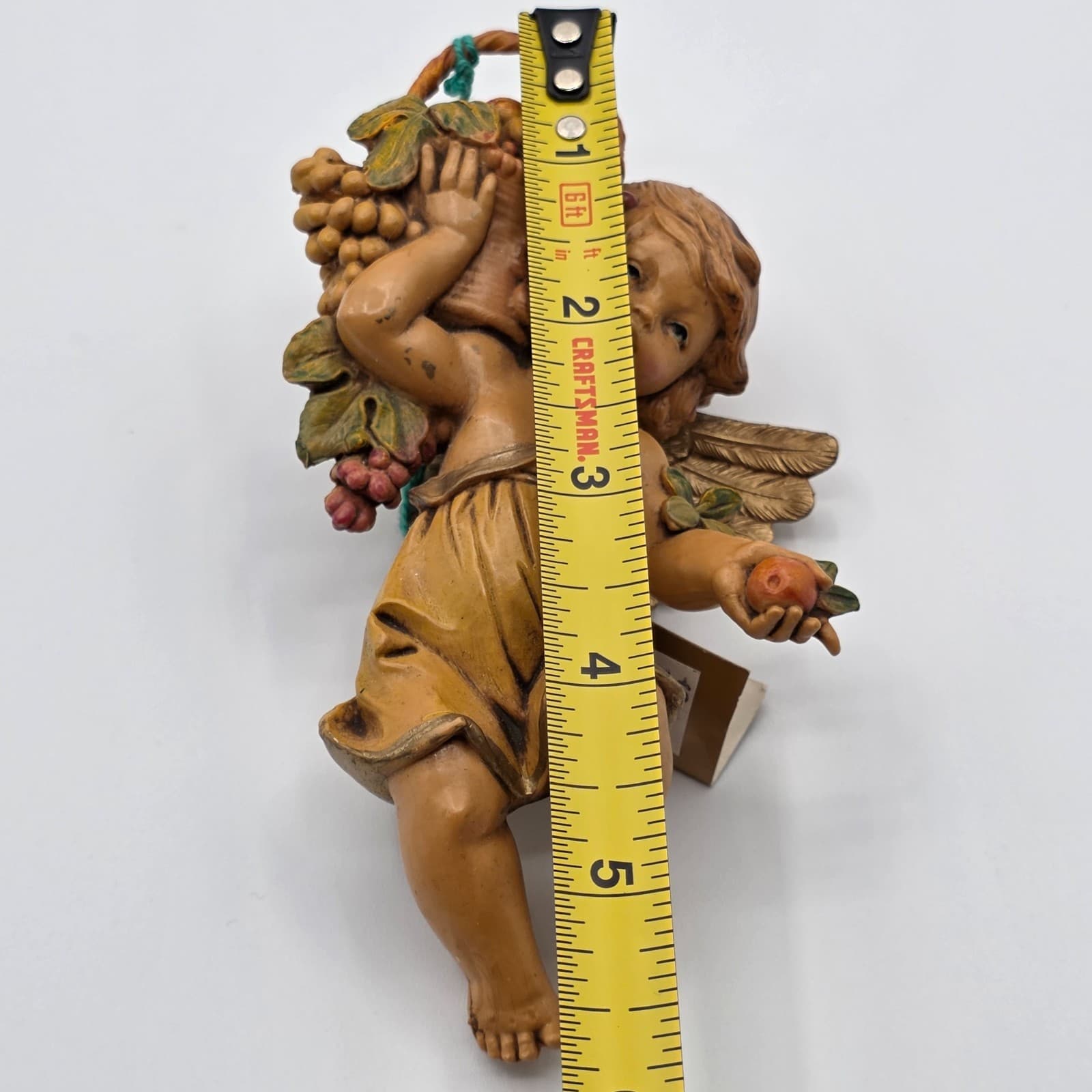 VINTAGE 1985 SIMONETTI DEPOSE ITALY FONTANINI 5.5” CHERUB ANGEL FIGURINE w FRUIT - Thumbnail 3