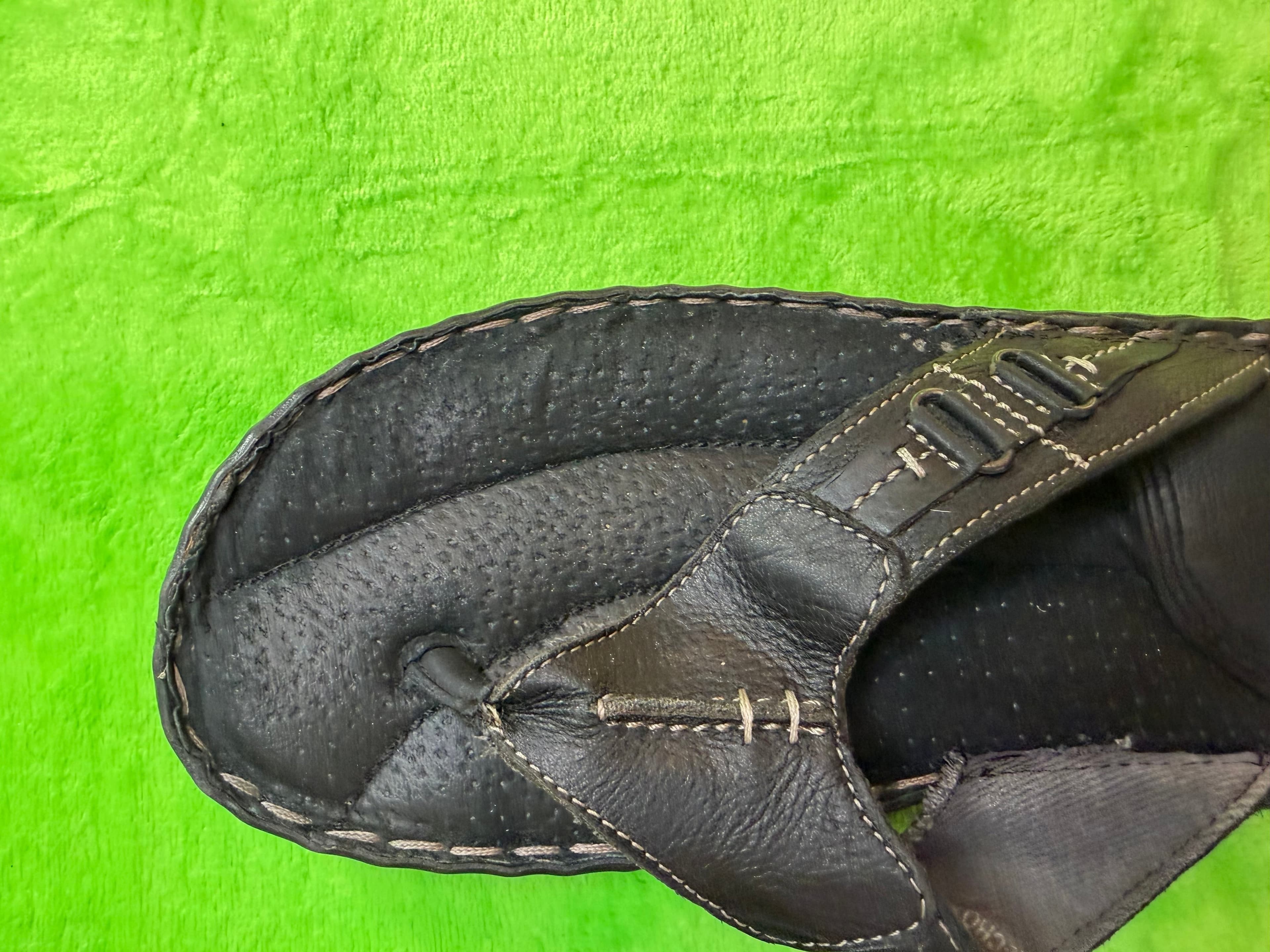 ALDO Men's Black Leather Thong Sandals Sz 9 / EU 42 Lug Sole - Thumbnail 5