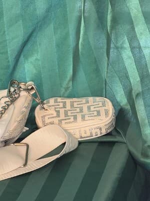 Steve Madden White Logo Pattern Crossbody Bag w/Coin Purse - Thumbnail 6