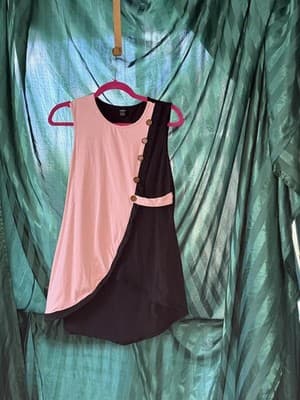 SHEIN Colorblock Sleeveless shirt with Button Detail - Thumbnail 2