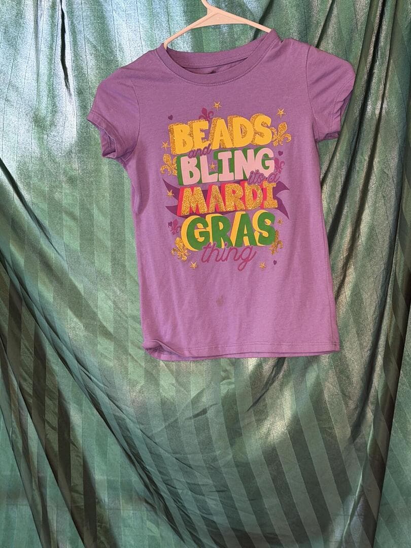 Mardi Gras Purple Graphic T-Shirt Size M (7/8)