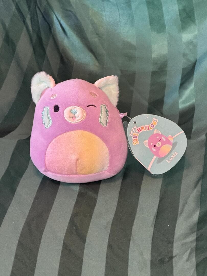 Squishmallows Lexis Plush - Purple Winking Bear