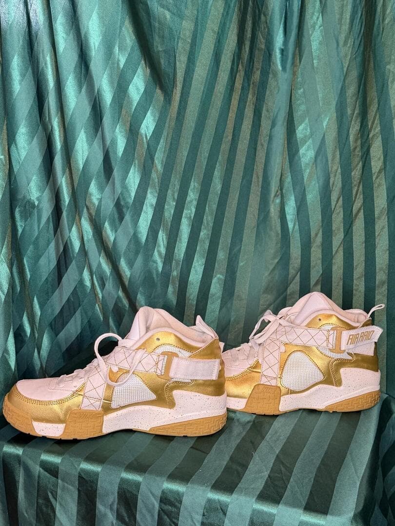 Nike Air Raid Metallic Gold White Basketball Sneakers