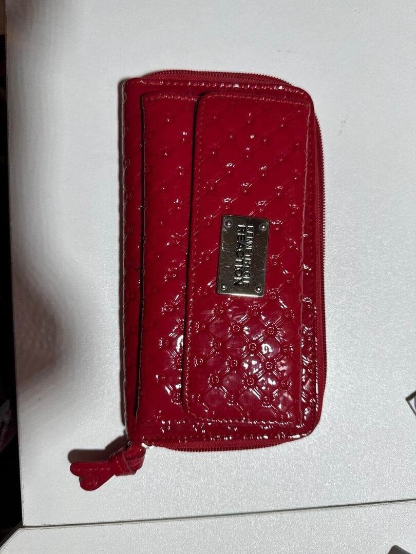 Kenneth Cole Reaction Red Quilted Patent Zip Around Wallet