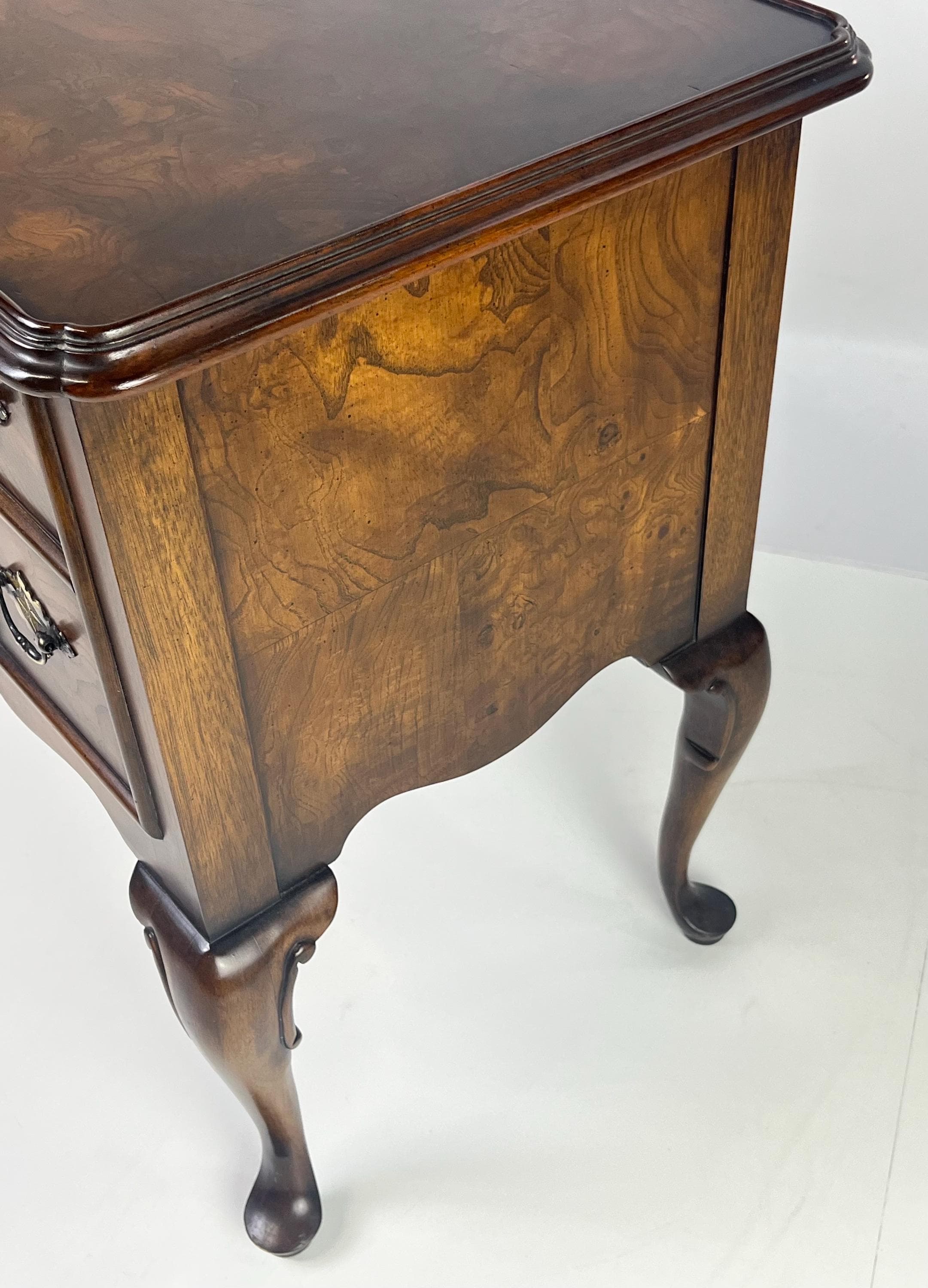 Vintage Hekman Queen Anne Style Walnut Burl Lowboy Dressing Table / Side Accent Chest - Thumbnail 7