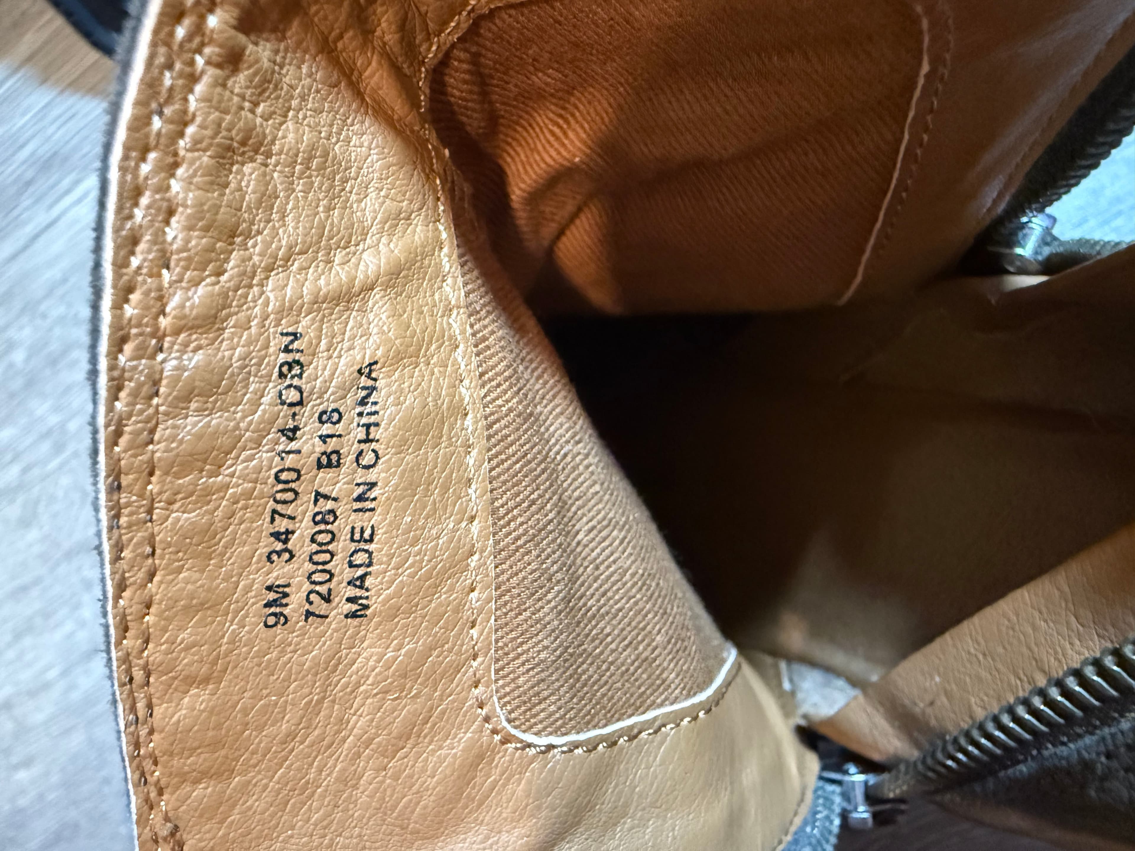 Frye Leather Ankle Boots with Side Zipper 9M - Thumbnail 4
