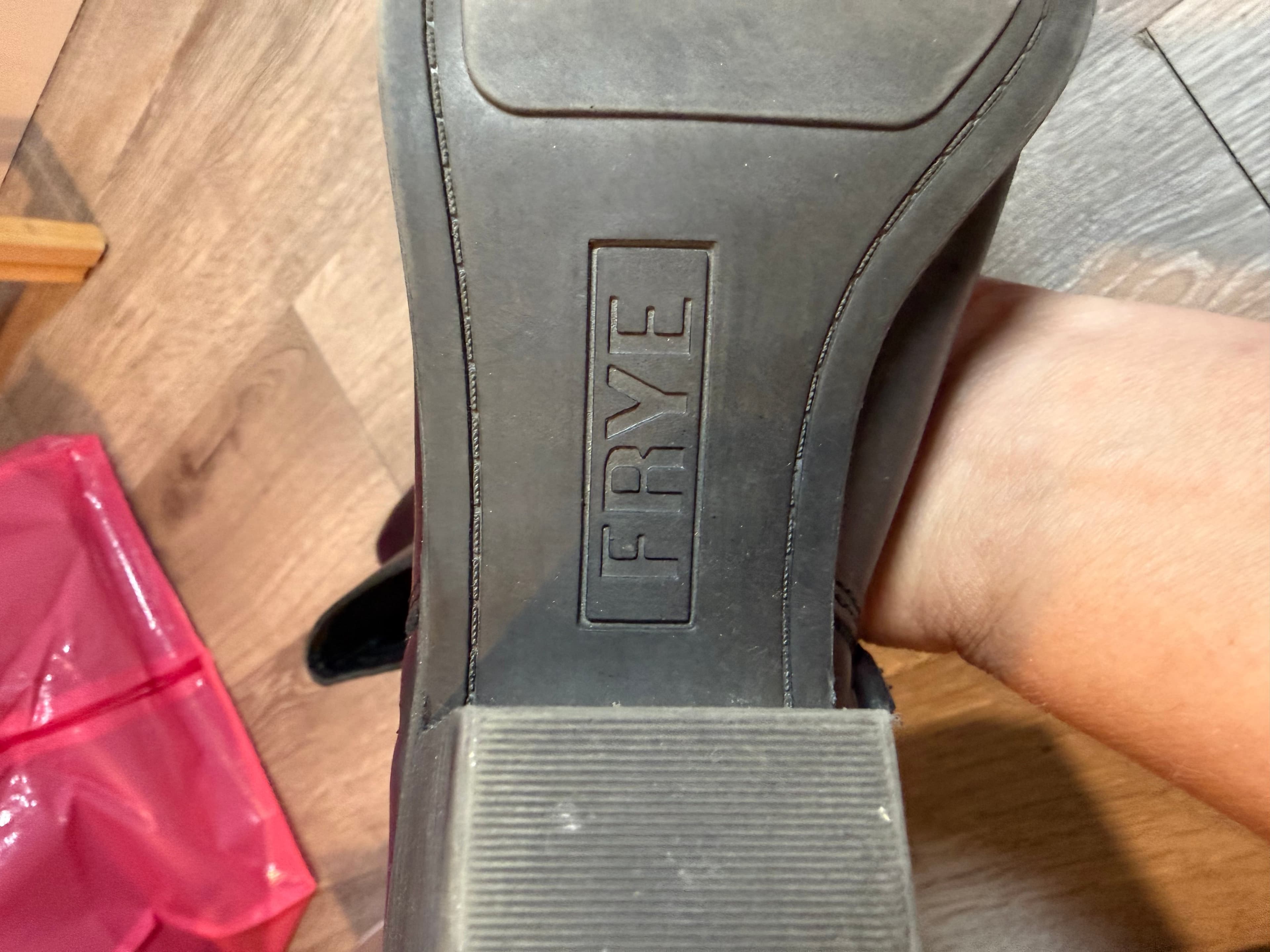 Black Leather Ankle Boots with Side Zipper - Thumbnail 5