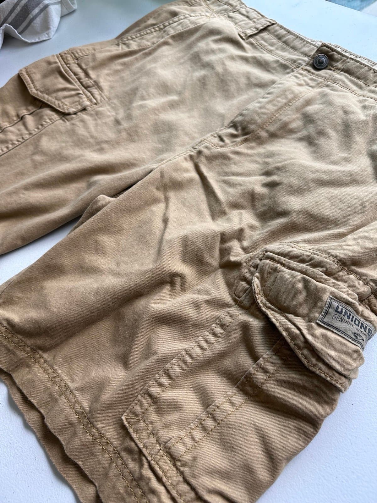 Men’s Unionbay Cargo shorts Sz 40 - Thumbnail 2