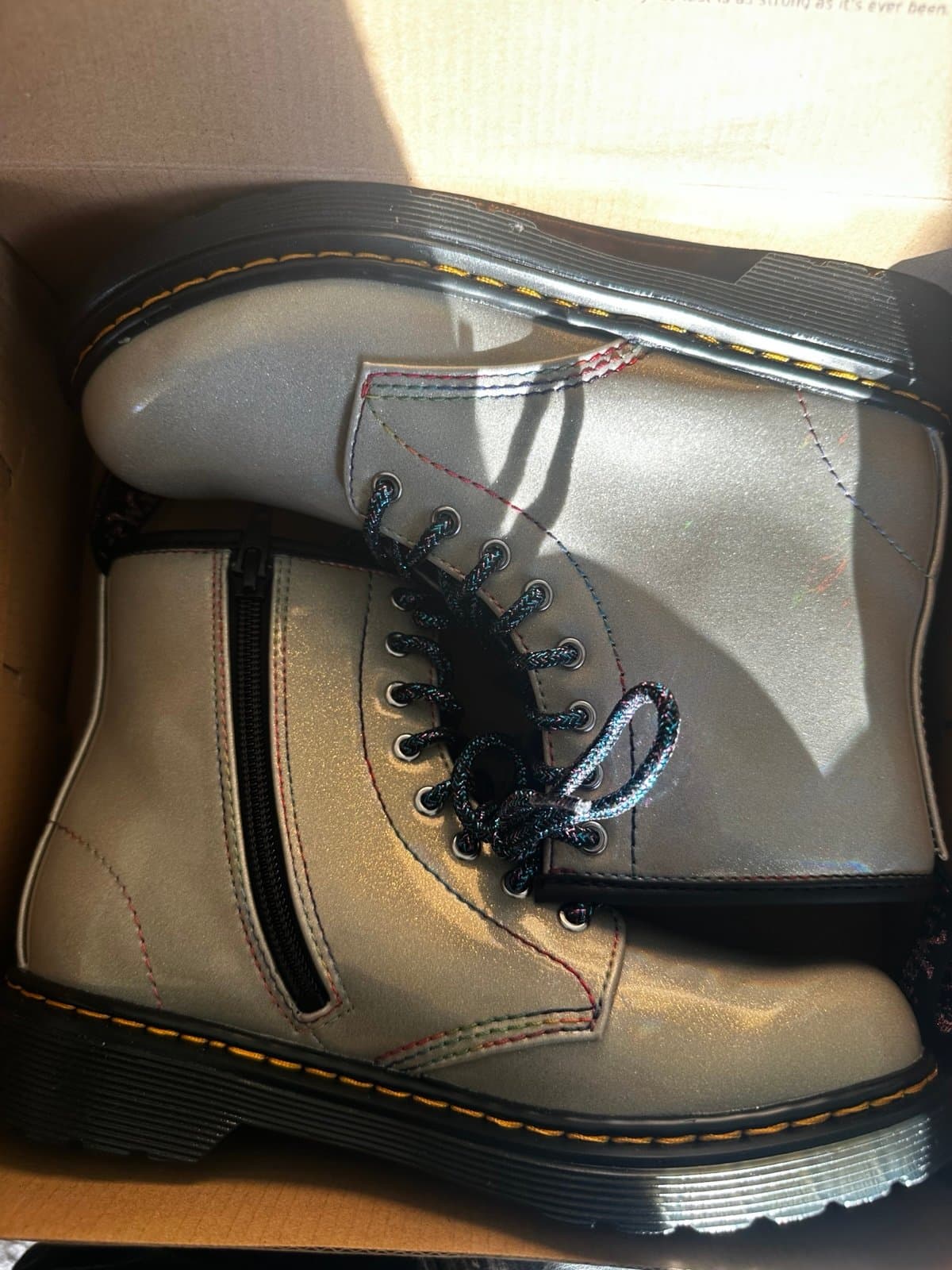 Kids Doc Martens Lightshow glitter boots Sz 4 NIB - Thumbnail 6