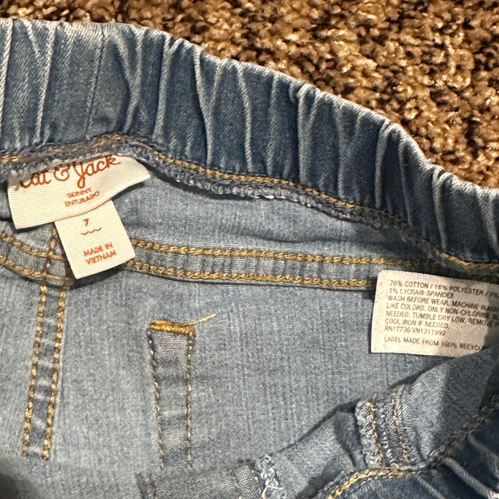 Lot of 2 Cat & Jack Elastic Waist Jeans – Size 7 (Black + Light Wash) - Thumbnail 3
