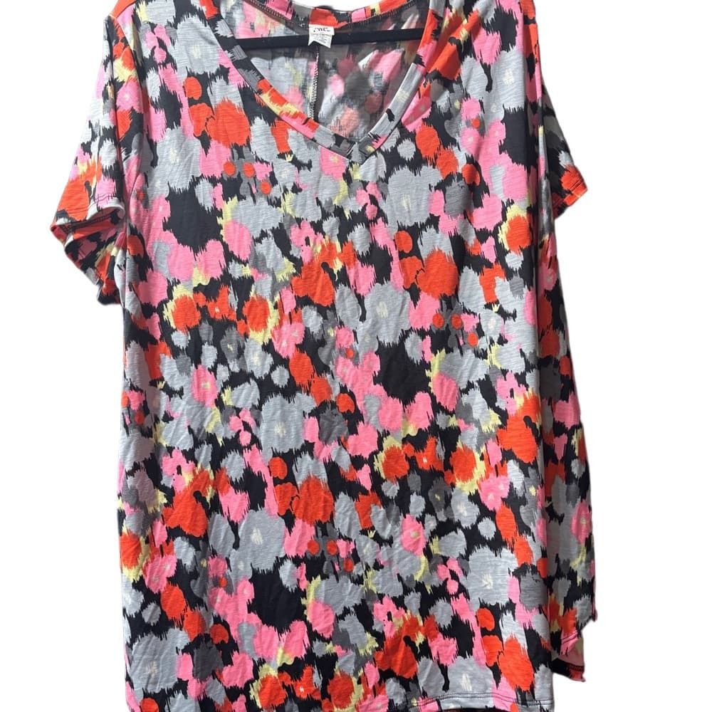 NWOT Sew in Love Abstract V-Neck Women Top - Thumbnail 2