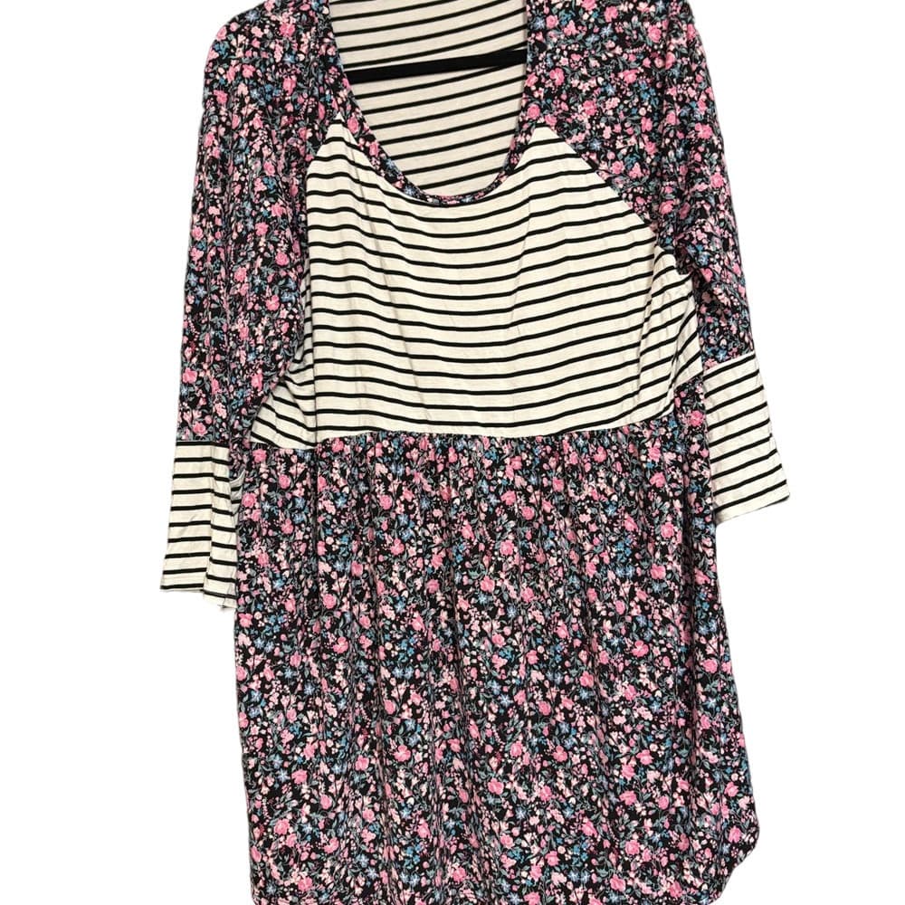 Honeyme Floral and Striped Top - Thumbnail 2