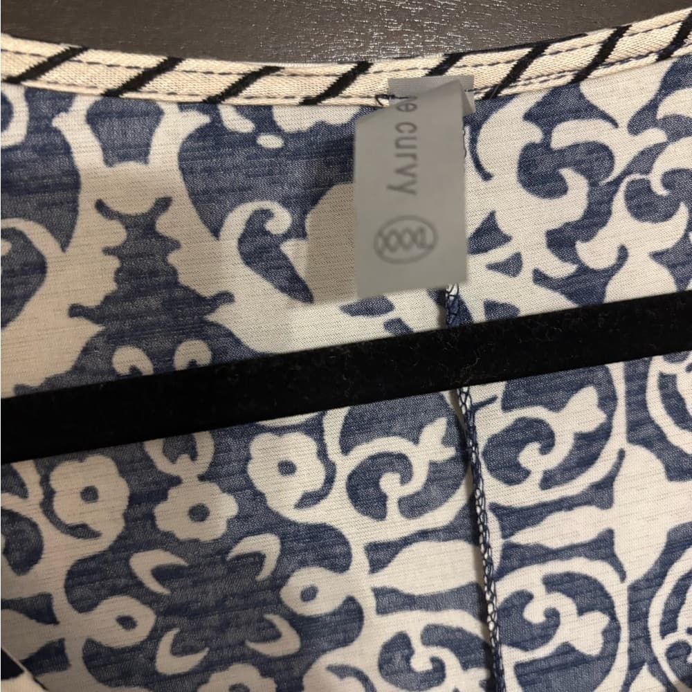 Honeyme Navy and White Floral Knee Length Dress - Thumbnail 2