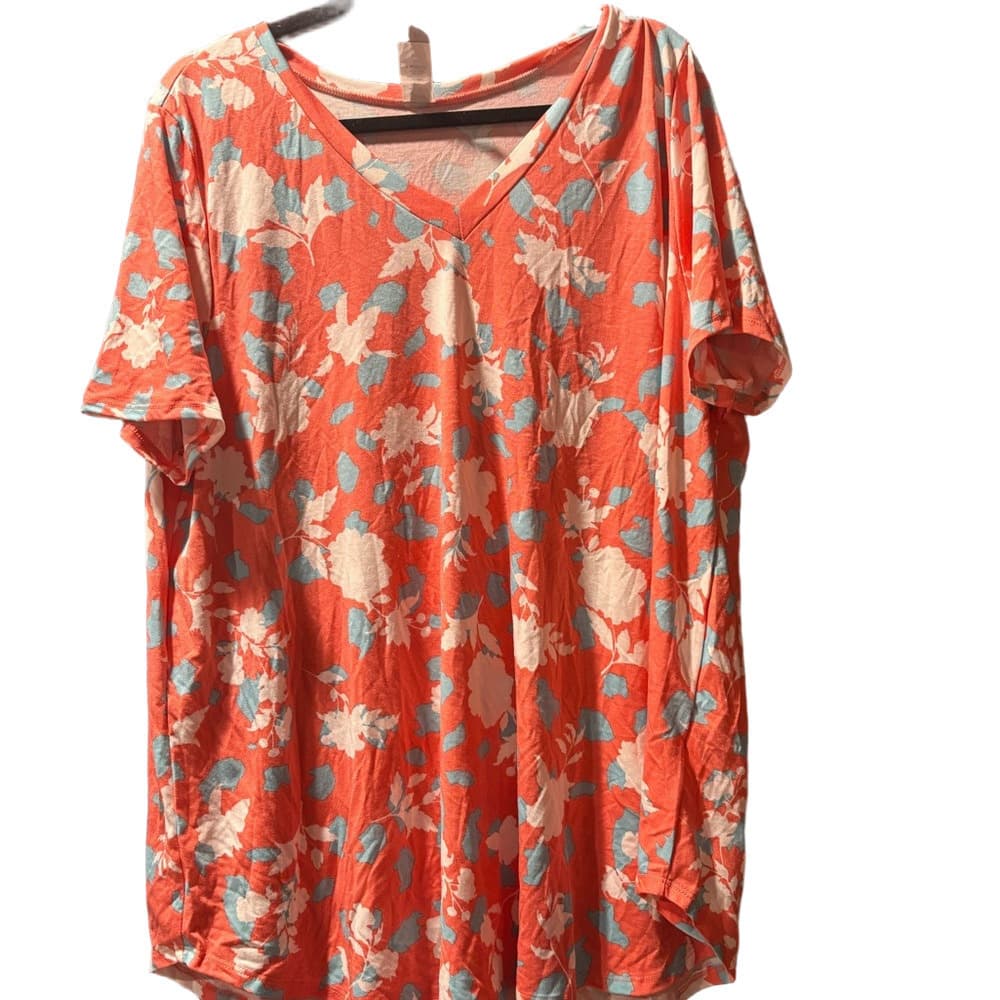 NWOT Honey Me Floral V-Neck Women Top - Coral and White - Thumbnail 2
