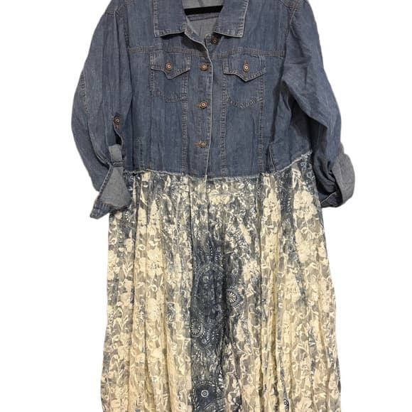 NWOT Origami Stylish Denim Blue and Cream Lace Top/Dress - Thumbnail 4