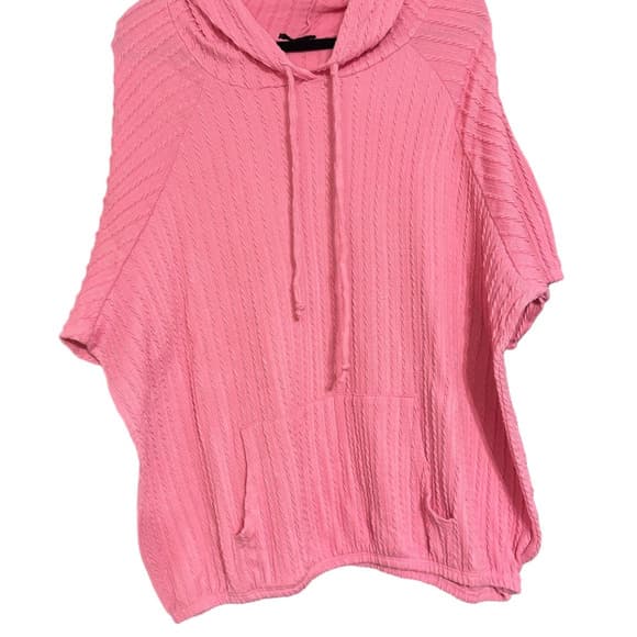 NWOT Heimish Pink Hooded Cable Knit - Lightweight - Thumbnail 4