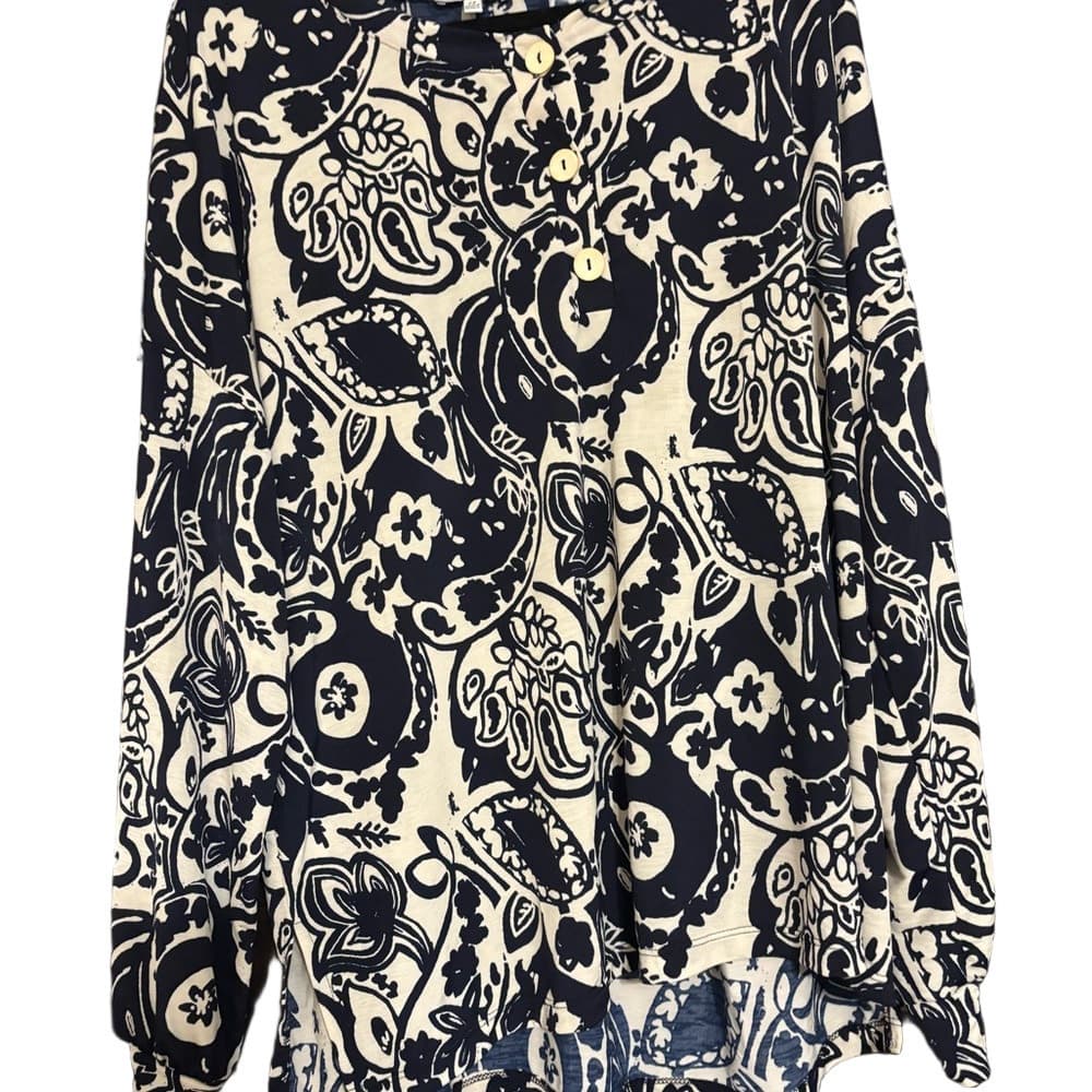 White Birch Navy and Cream Floral Top - Thumbnail 2