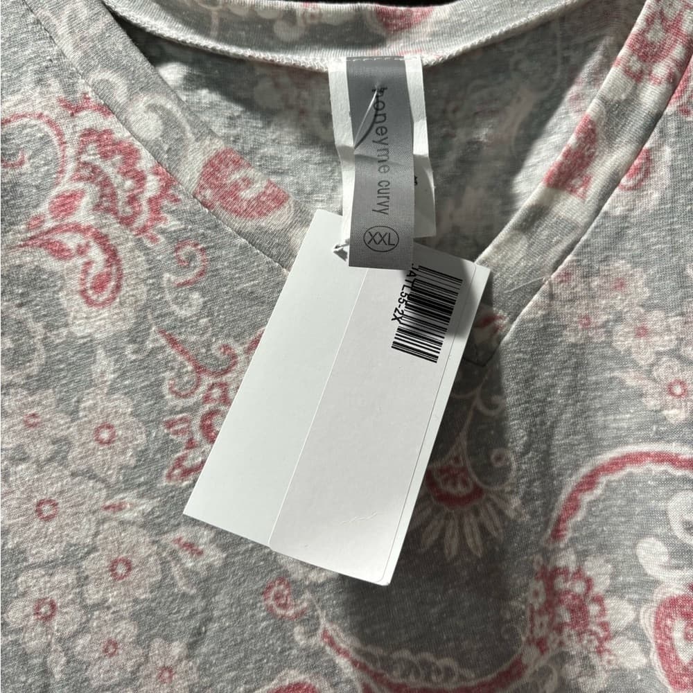 Honeyme Gray and Pink Short Sleeve Tee​