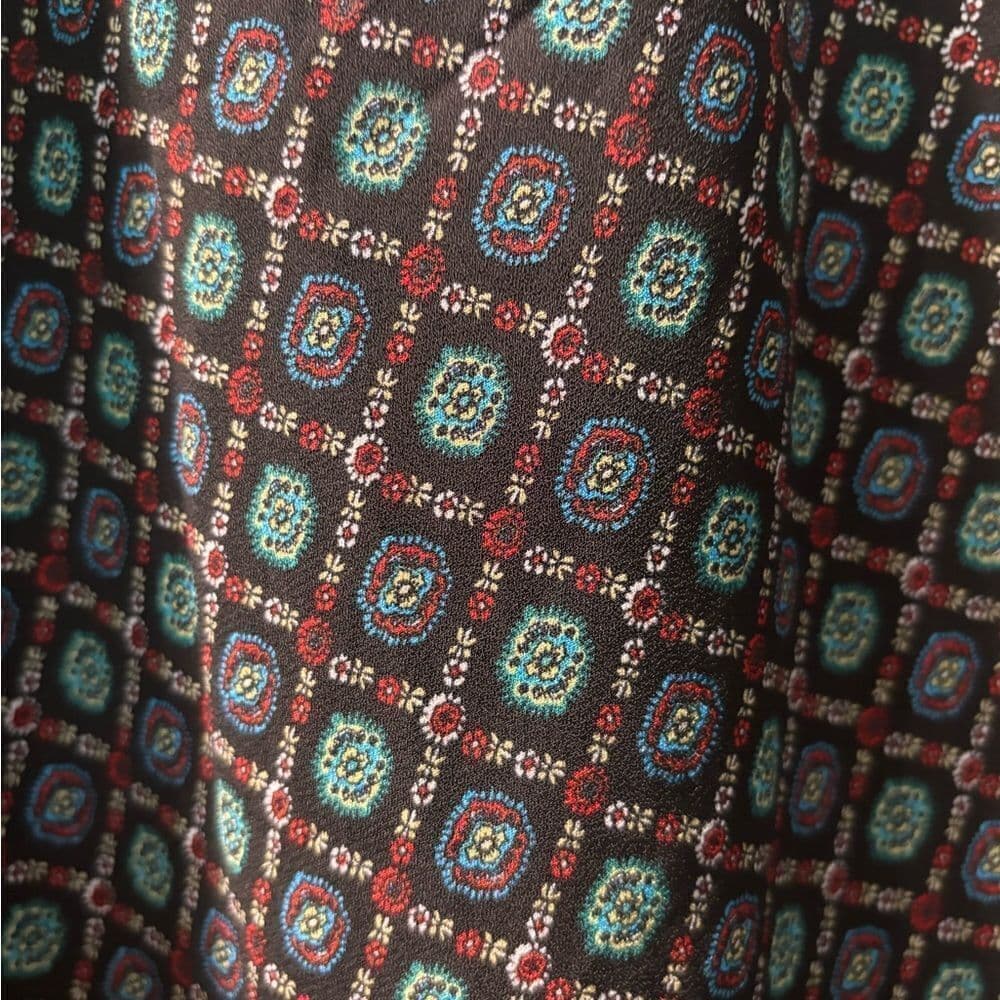 NWT Pleione Geometric Print Blouse in Teal and Red - Thumbnail 3