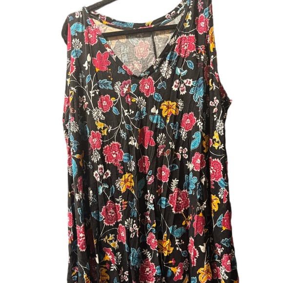 Lane Braynt Floral Swing Sleeveless Top - Black, Red, Blue, Yellow - Thumbnail 3